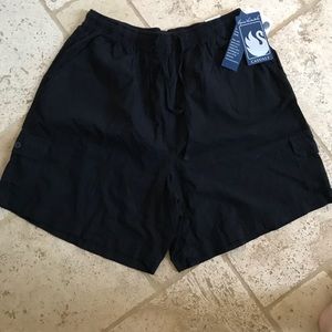 GLORIA VANDERBILT Black Ladies Shorts